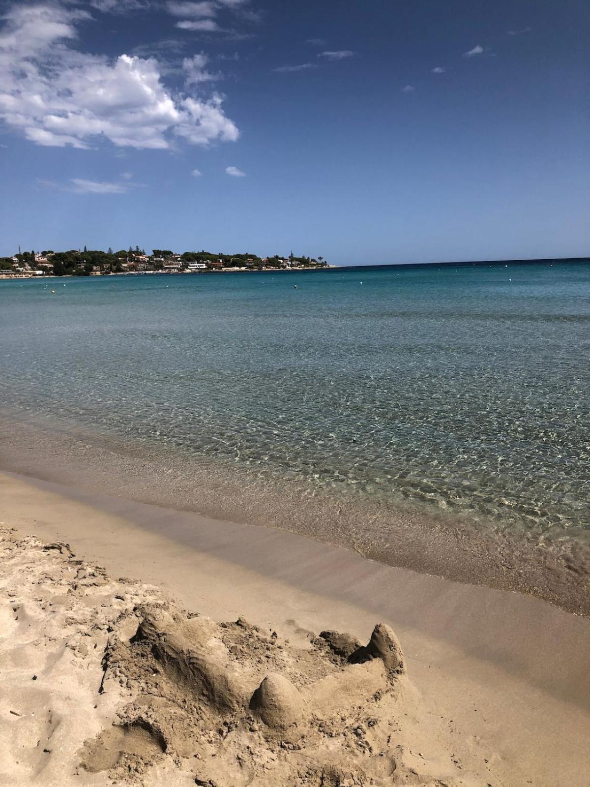 Le Tre Palme Villa Fontane Bianche Exterior foto